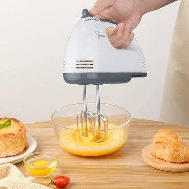 260W Hand Mixer with 7 Speeds and Stainless Steel Beaters - Mega Cart